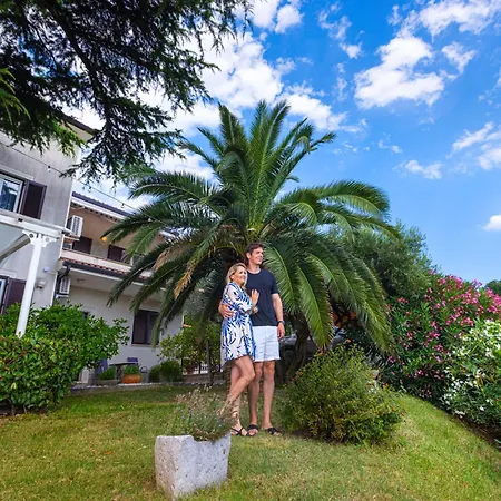 Apartma House Olive Garden *