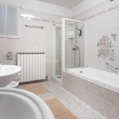 House Olive Garden * Strunjan