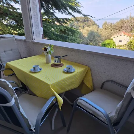 House Olive Garden * Strunjan