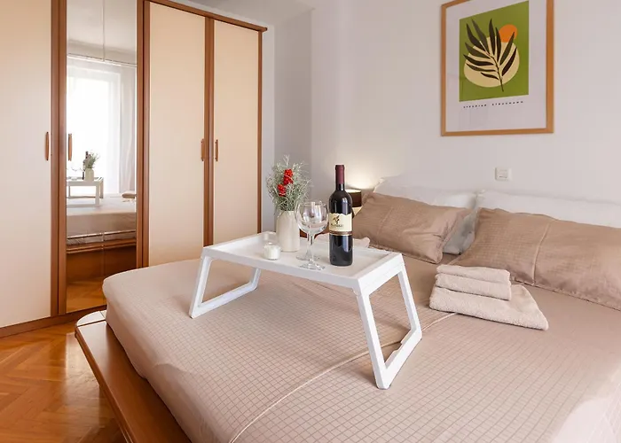 House Olive Garden Apartment