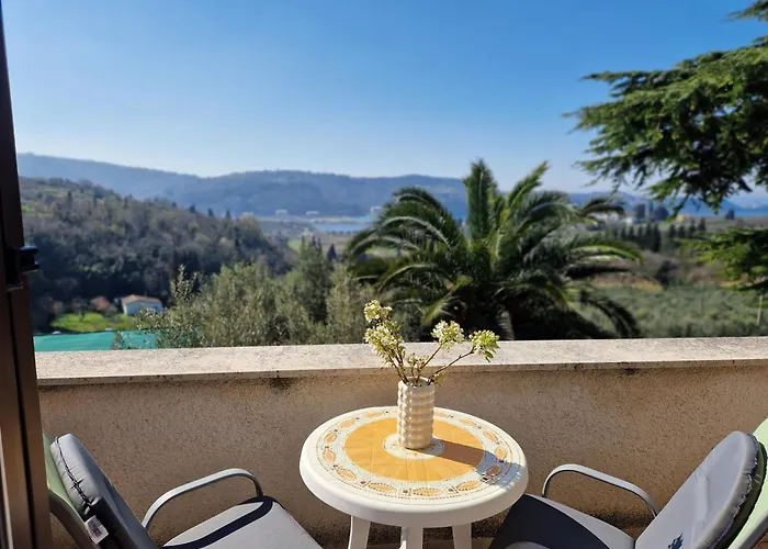 House Olive Garden * Strunjan