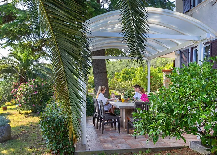 Διαμέρισμα House Olive Garden *