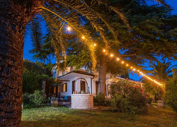 House Olive Garden Διαμέρισμα Strunjan