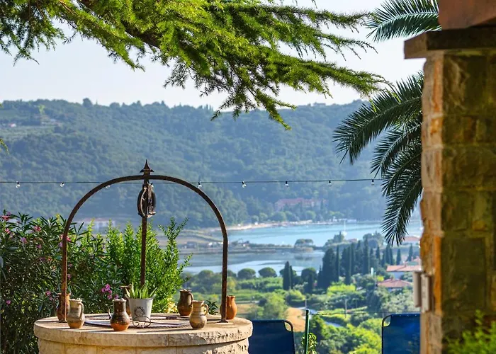 House Olive Garden * Strunjan