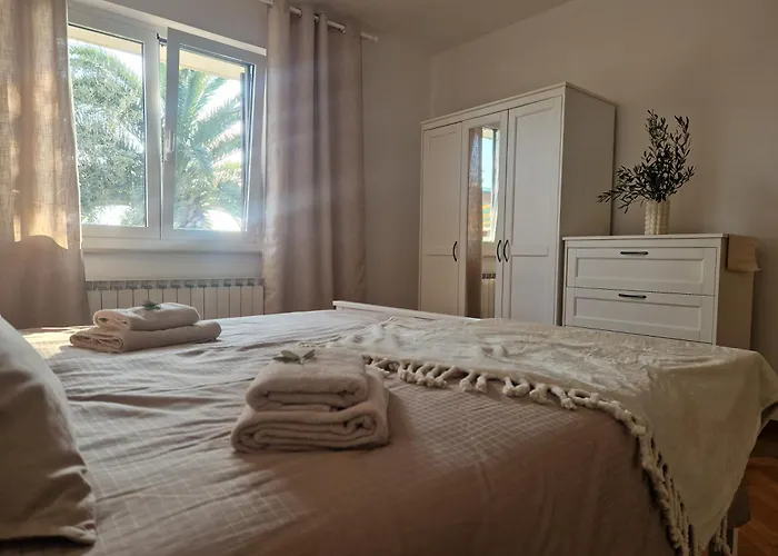 House Olive Garden Apartment Strunjan