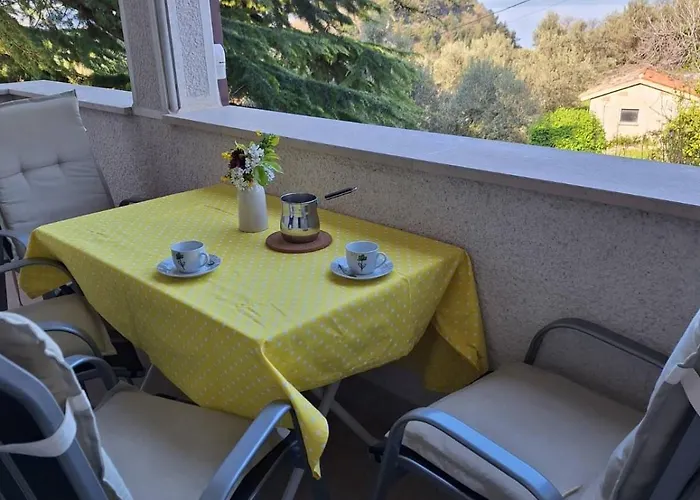 House Olive Garden * Strunjan